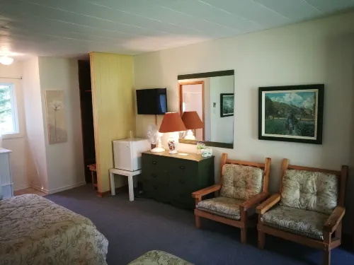 Auberge la Coudriere (Cool Hotel) Hotels in Les Eboulements