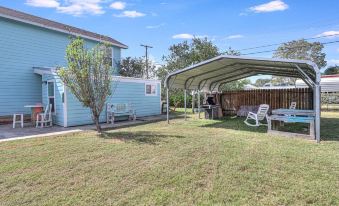 Fisherman's Inn 2 Bedroom Home by Redawning