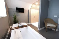 Homestead Suites - Fish Creek - Hot Tub