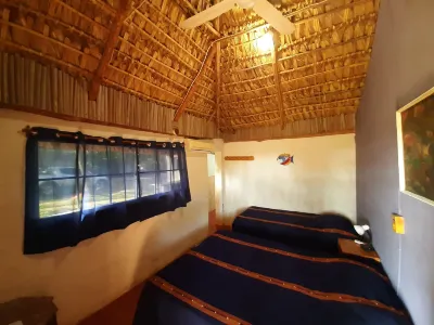 Capricho Beach House Hoteles cerca de Playa las Flores