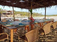 Casa Kundavi Beach Front Paradise - Homestays