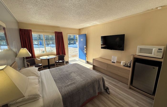 Pine Needles Inn