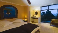 Double Dutch B & B - Hot Tub
