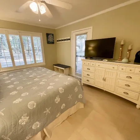 21C Richmond Park 3 Bedroom Villa