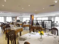Hotel y Apartamentos Arias Hotels in Comarca Vaqueira
