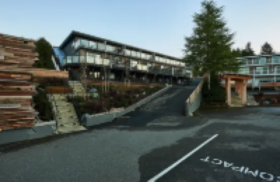 Tofino Resort + Marina