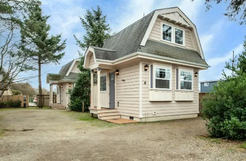 Sea Breeze Cottages Hotels in Ocean Shores