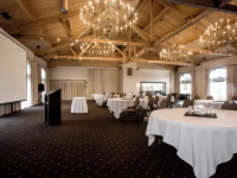Oakwood Resort Hotels in Huron County