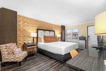 聖塔克拉瑞塔汽車旅館