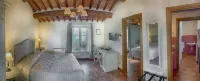 Casale Cardini Hotels in Bettolle