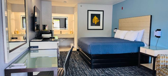 Wander Inn Hotels in Branson Township