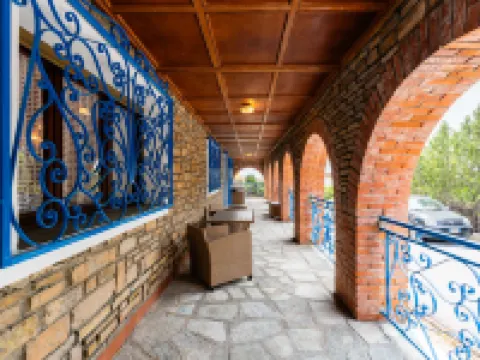 Mignone 迪安道爾濱海酒店