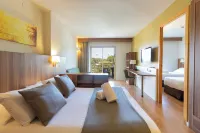 Golden Avenida Family Suites Hotels in Salou