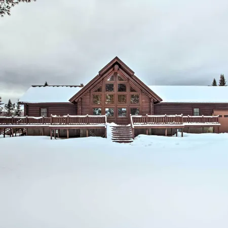 Spacious Twin Mountain Vacation Rental on 5 Acres!