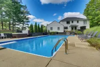 Luxury Maineville Villa w/ Private Pool & Deck - Villas