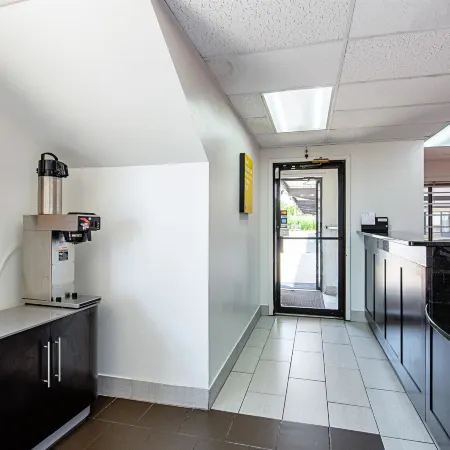 Budget Inn-Norfolk, VA - Oceanview