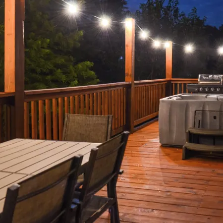 Campton Cottage w/ Hot Tub, Near Hiking + Climbing