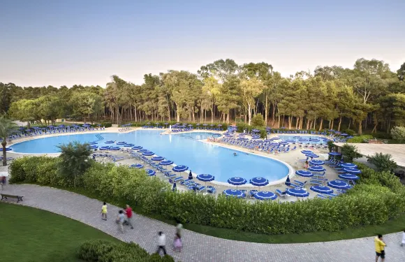 TH 瑪麗納迪皮斯蒂奇 - 迪布魯鄉村酒店