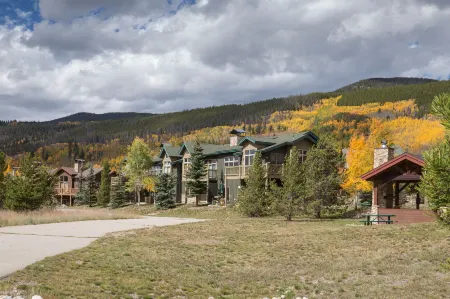 Snake River Village by Summit County Mountain Retreats