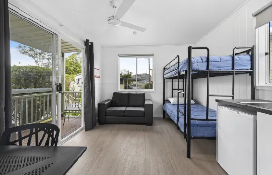 鄧布甘大篷車公園酒店