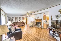 Rustic Family Home + Acreage ~ 20 Mi Hocking Hills - 3 estrellas