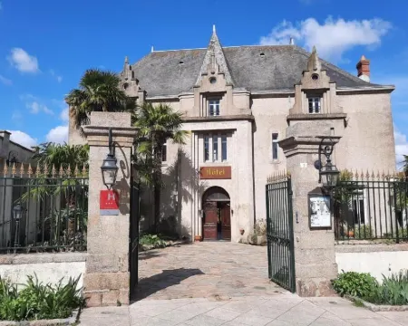 Hôtel de La Barbacane Hotels in Vendee