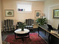 Douglas Guest House Hotels in Greater Vancouver