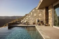 Orias Luxury Suites Kythnos - Uima-altaat