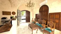 Arangah Hotel