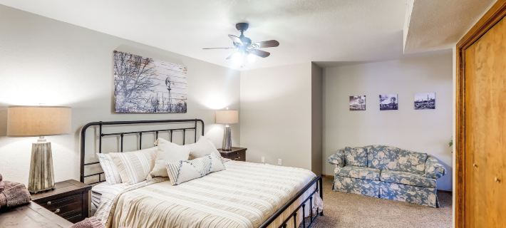 Dock & Charming Train Sounds! Riverside Retreat Hotels in Eddy County