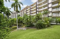 Hilton Trinidad & Conference Centre โรงแรมใน