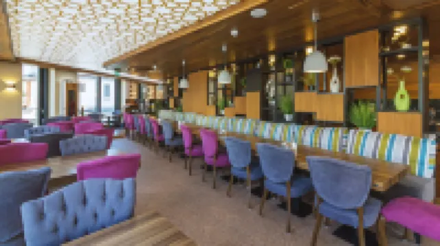 ステイ！ ホテル ボーディングハウス