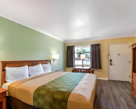 Econo Lodge Woodland Near I-5 Hotels in Woodland
