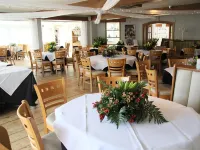 The WatersEdge, Canal Cottages - breakfast