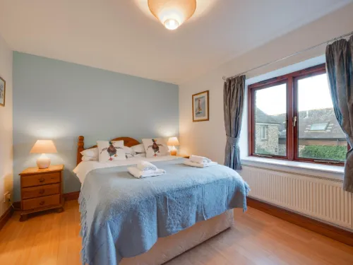 Cherry at Buckland Court - 3-Star