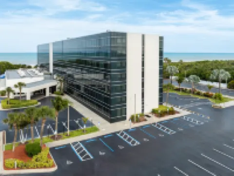 ฮิลตัน โคโค่บีช โอเชียนฟรอนท์ โรงแรมในโคโค่บีช