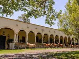 莊園工人里維拉精品飯店
