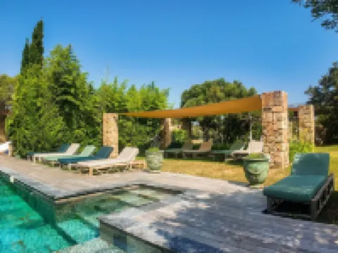 Domaine Pozzo di Mastri Hotels in Figari