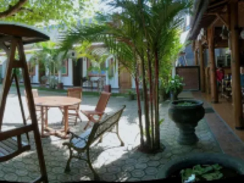 Pondok Wulan Guesthouse