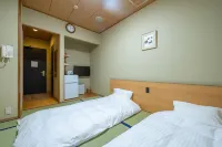 Yokohama Minatomirai Manyo Club