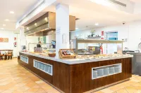 假日中心公寓酒店 - 早餐