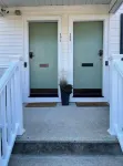 Entire Two Bedroom Apartment in East Providence