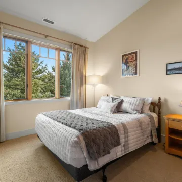 The Three Sisters Walk to Downtown Sisters