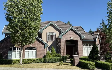 Luxury Italian-Style House – Private Room with Separate Entrance/1 Bath/1 Dining