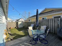 Little Blue on Second St! Cozy & close to the beach, pub, bar, and downtown! Hotels in Elgin County
