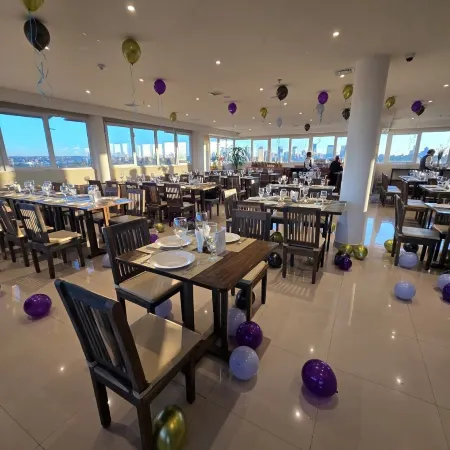 Zielo Hotel Отели рядом с достопримечательностью «Plaza Capiata»