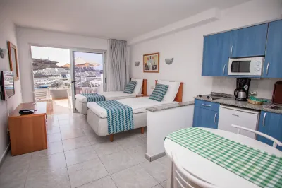 Servatur Montebello Hotels in der Nähe von Anfi Playa
