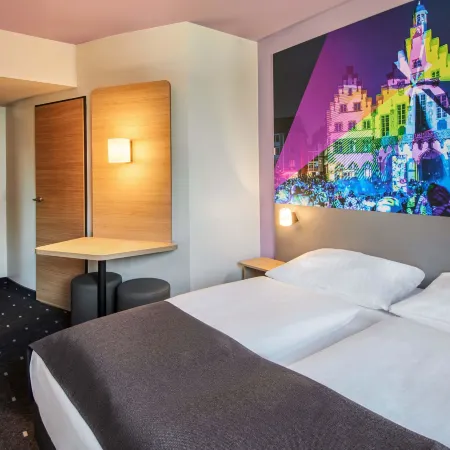 B&B HOTEL Frankfurt-Niederrad Отели рядом с достопримечательностью «Нидеррад»