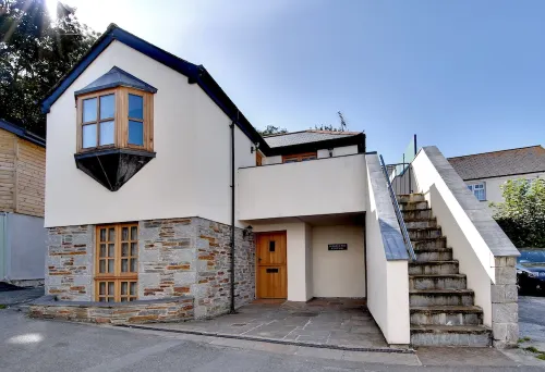 Lobster Pot in Padstow Is A 'fisherman's Style' Cottage With A Parking Space.