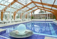 Summer Lodge Country House Hotel - Parking